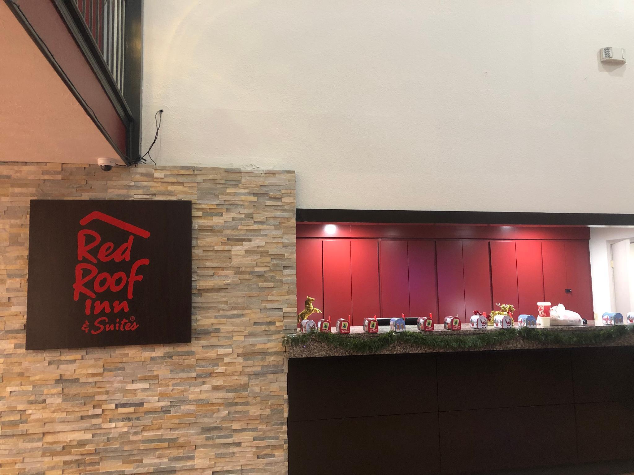 Red Roof Inn & Suites Lexington - Hamburg Exterior photo