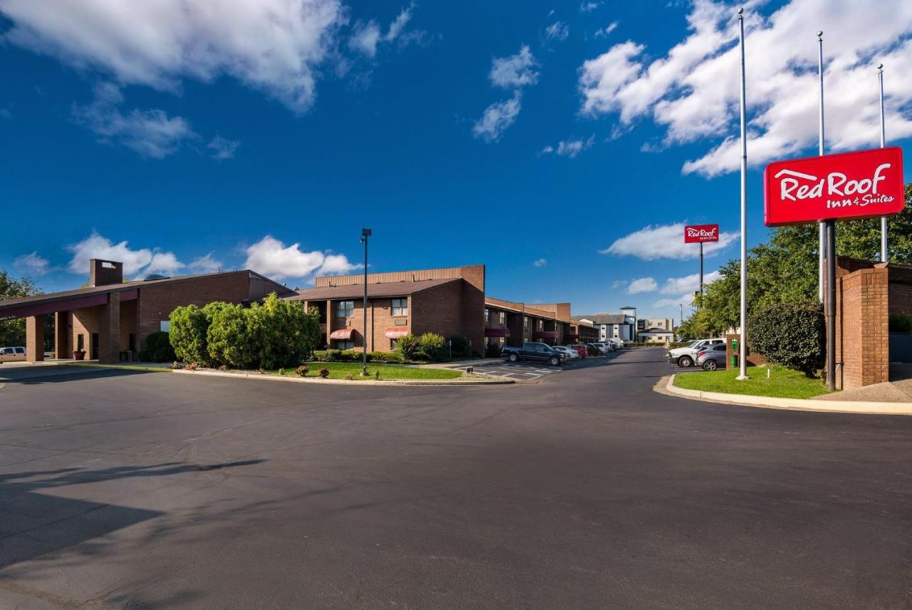 Red Roof Inn & Suites Lexington - Hamburg Exterior photo