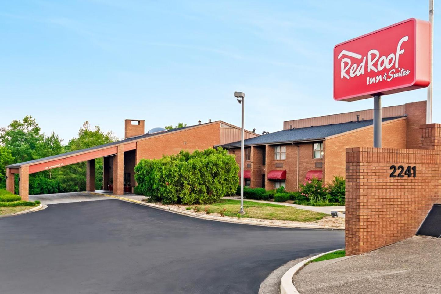 Red Roof Inn & Suites Lexington - Hamburg Exterior photo