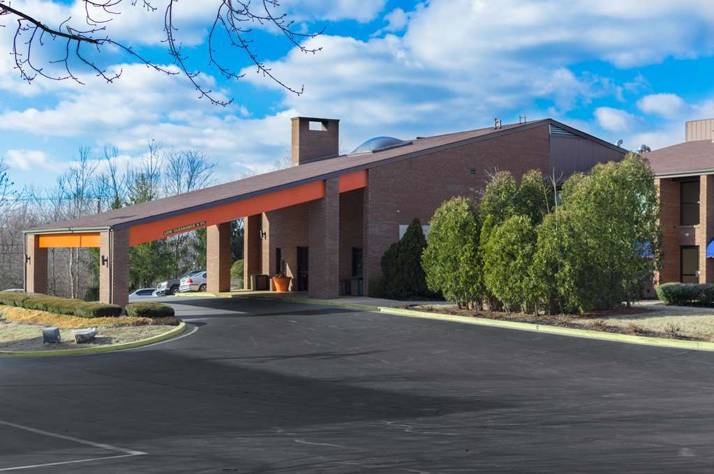 Red Roof Inn & Suites Lexington - Hamburg Exterior photo